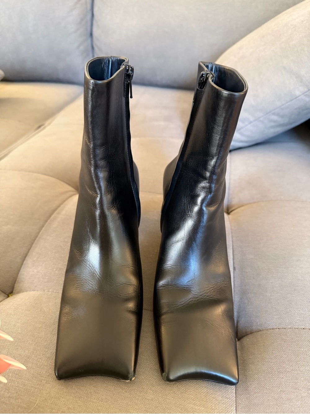 Balenciaga Black Leather Ankle Zip Booties - Picture 2 of 6
